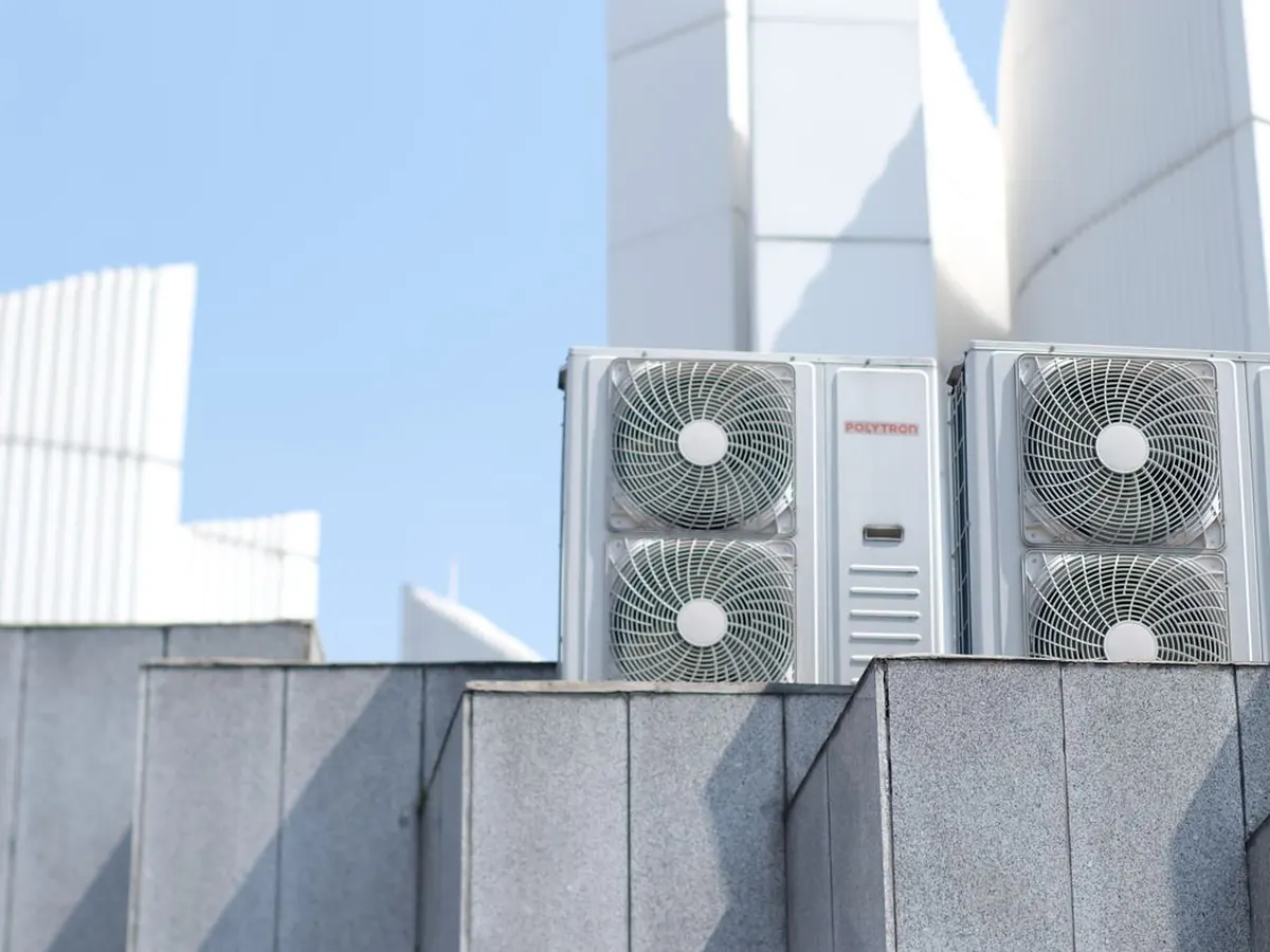 大金天花机
